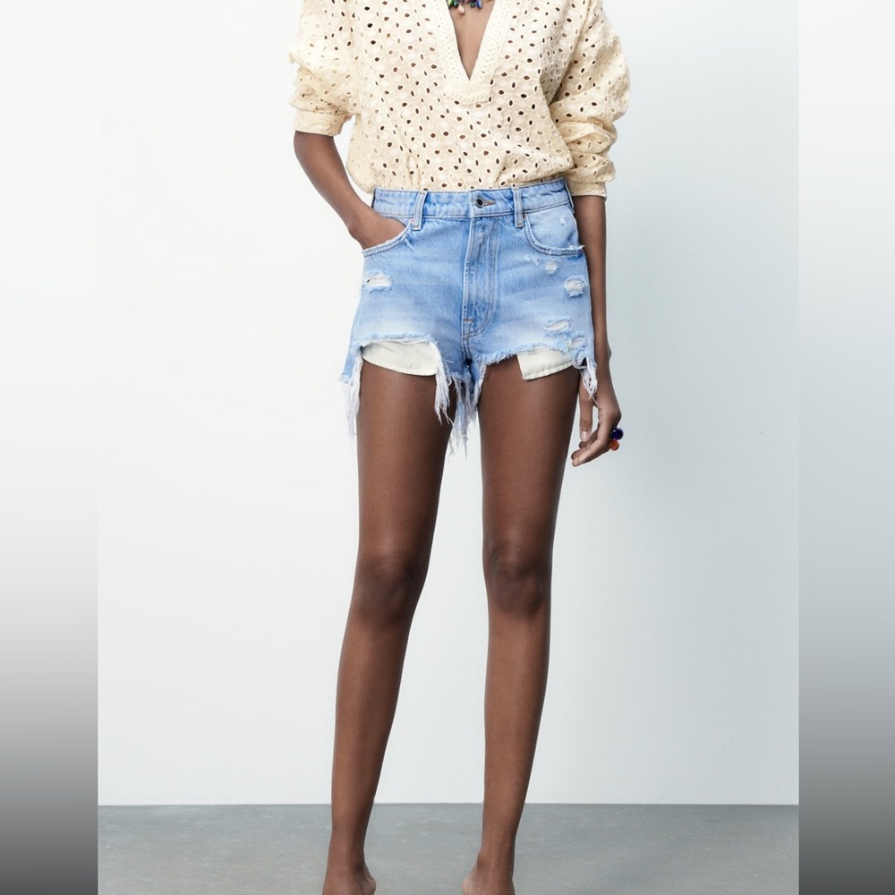 Zara The High Waist Shorts